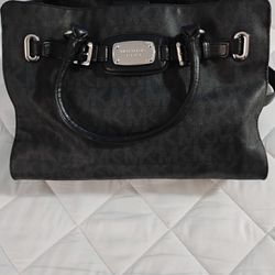 Michael Kors Hamilton Bag  Black 