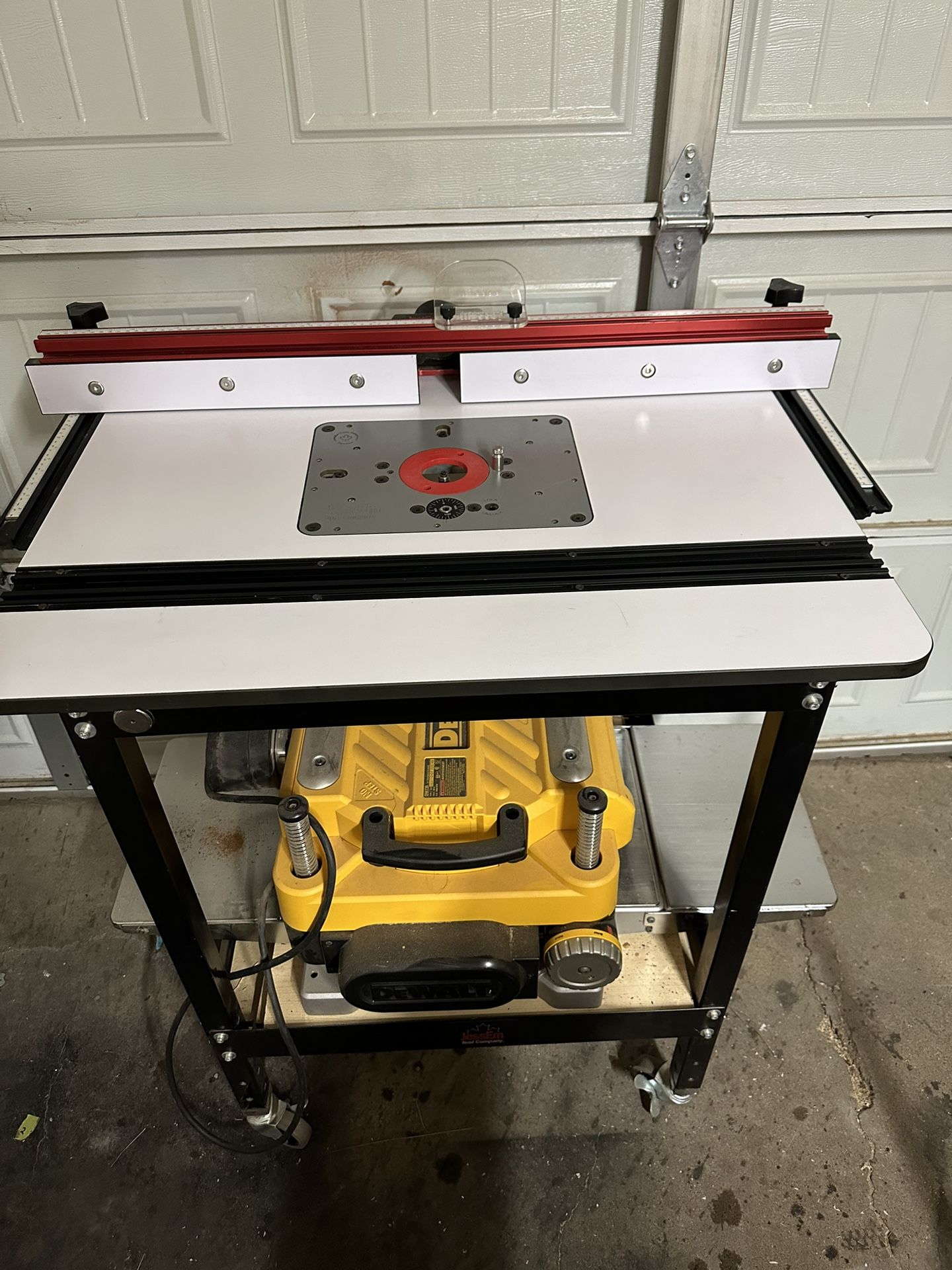 Jessem Router Table And Lift With Dewalt DW618PKB Router Kit. for Sale