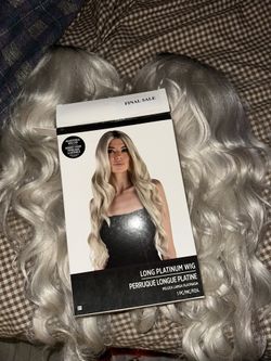 2 Platinum Blonde Halloween Costume Wigs