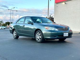 2004 Toyota Camry LE