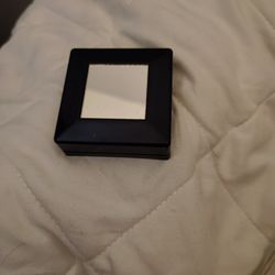 estee lauder 2 in 1 eyeshadow wet / dry formula..new!