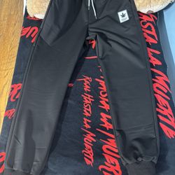 Maple Leaves black Jogger pants New 