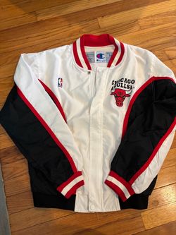 Vintage 90’s Men’s Chicago Bulls Champion Warm-Up Jacket