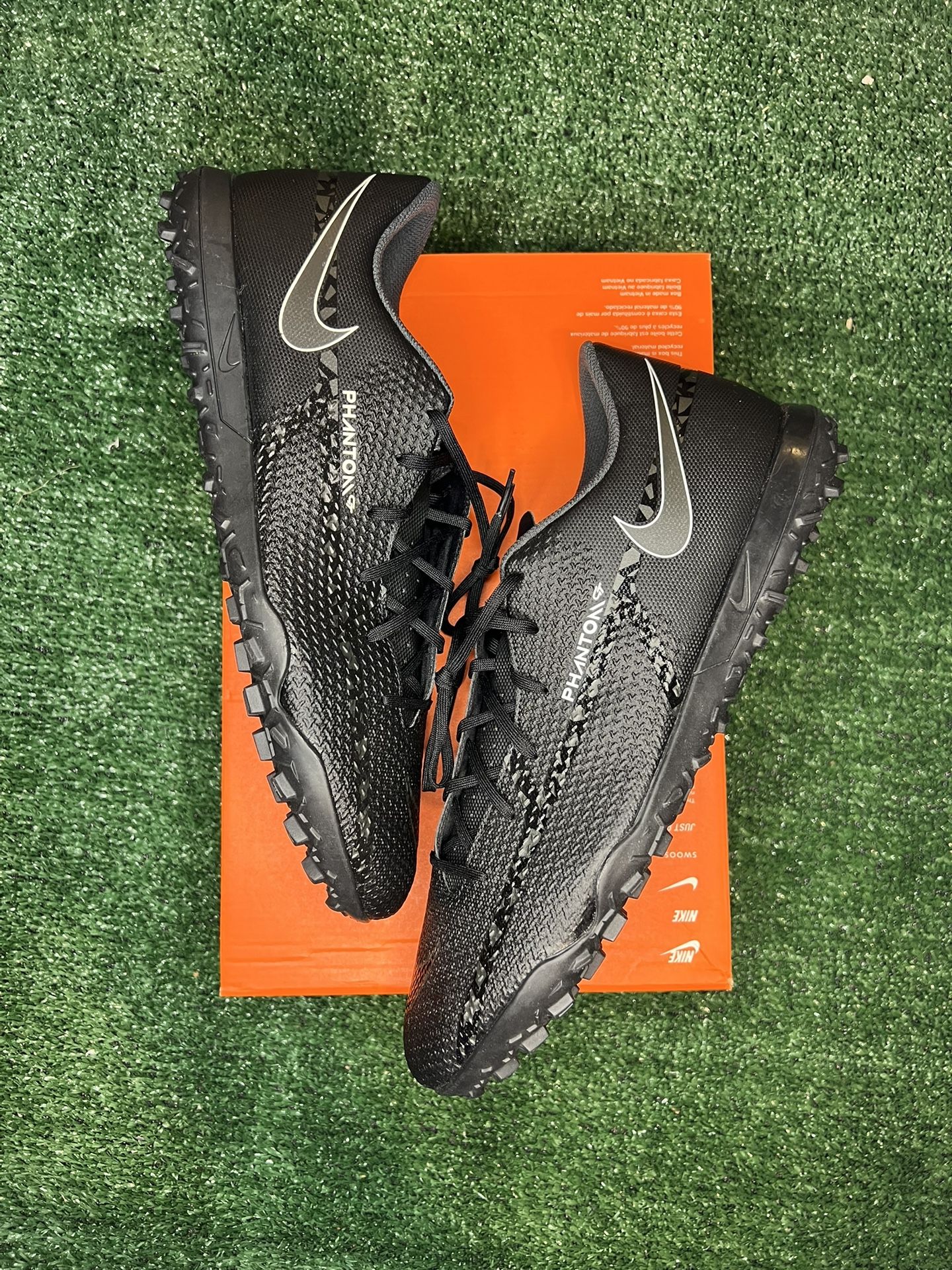 NEW Nike Phantom GT2 Club TF 'Phantom Black' Men’s Soccer Shoes Size 13 DC0821-001
