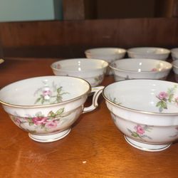 Haviland: Large Set Of Antique Tea Cups