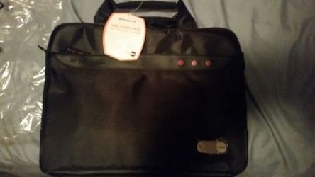 New with tags Meridian netbook case