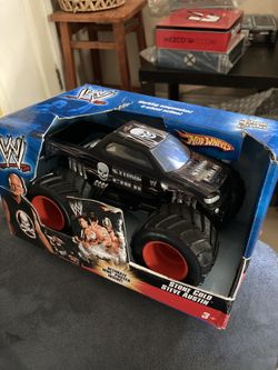 WWE Stone Cold Truck