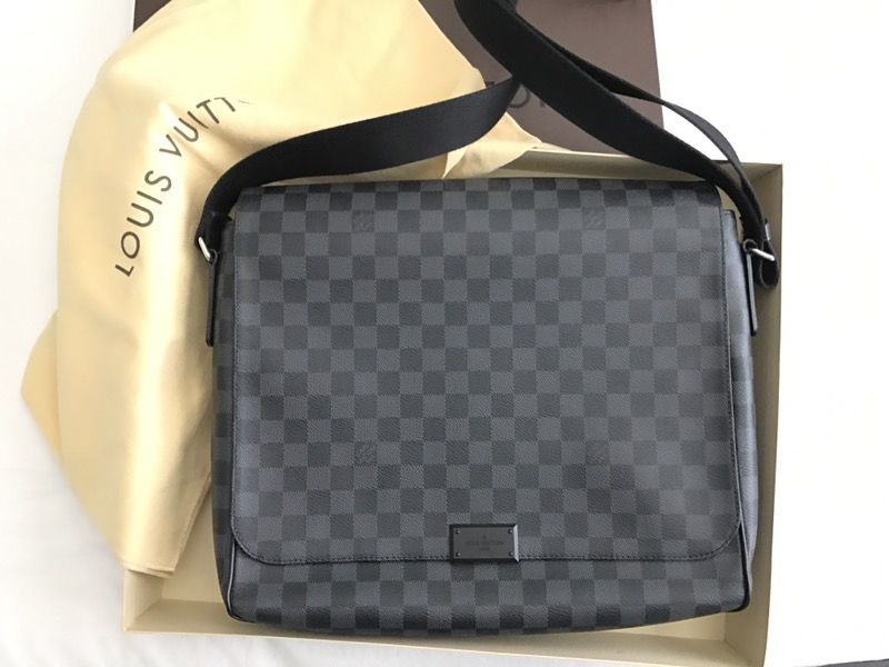 graphite district louis vuitton district gm