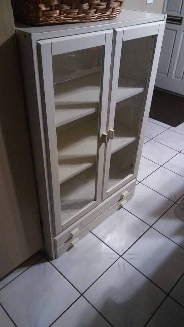 Ikea China Cabinet Hutch Vitrina
