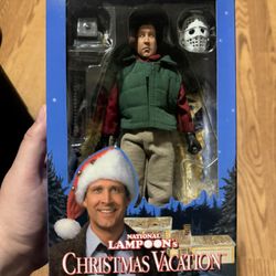 NECA - National Lampoon's Christmas Vacation - Chainsaw Clark 8" Figure - NIB