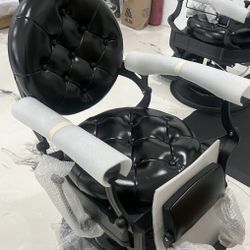 Barber Chairs 