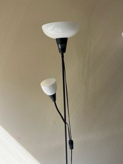 Modern Black Floor Lamp with Reading Light – Dual-Light Standing Lamp