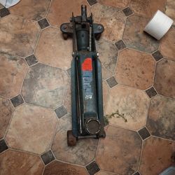 Two Ton Jack