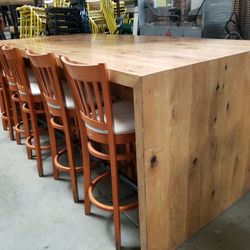 Bar Wood Table With10 Barstools 