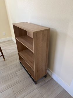 Book shelf