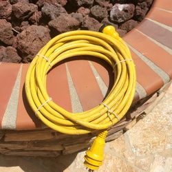 Off shore power cable 125V/30A