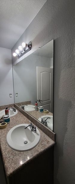 Big glass for bathroom