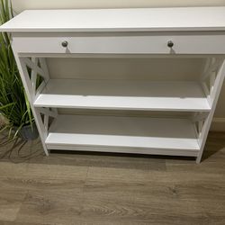 Entry Way Table/Kitchen/ Or end Table 