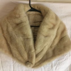 fur shawl$30