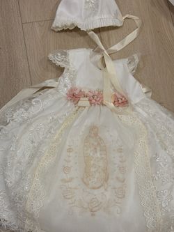 Ropon de bautizo / Baptism gown