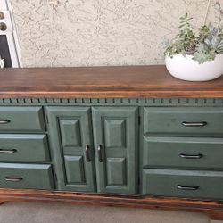 Modern Farmhouse 6 Drawer Dresser Walnut And Hunter Green