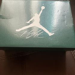 Jordan’s 4s Green And White