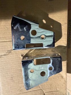 Brake booster brackets
