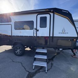 2023 Ember Overland Series 190MSL