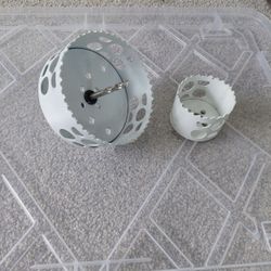 Milwaukee 4.5" And 2.5" Hole Dozer