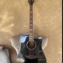 Keith Urban player acoustic guitar  2013