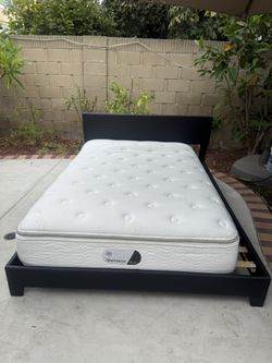 Queen Bed With Mattress 