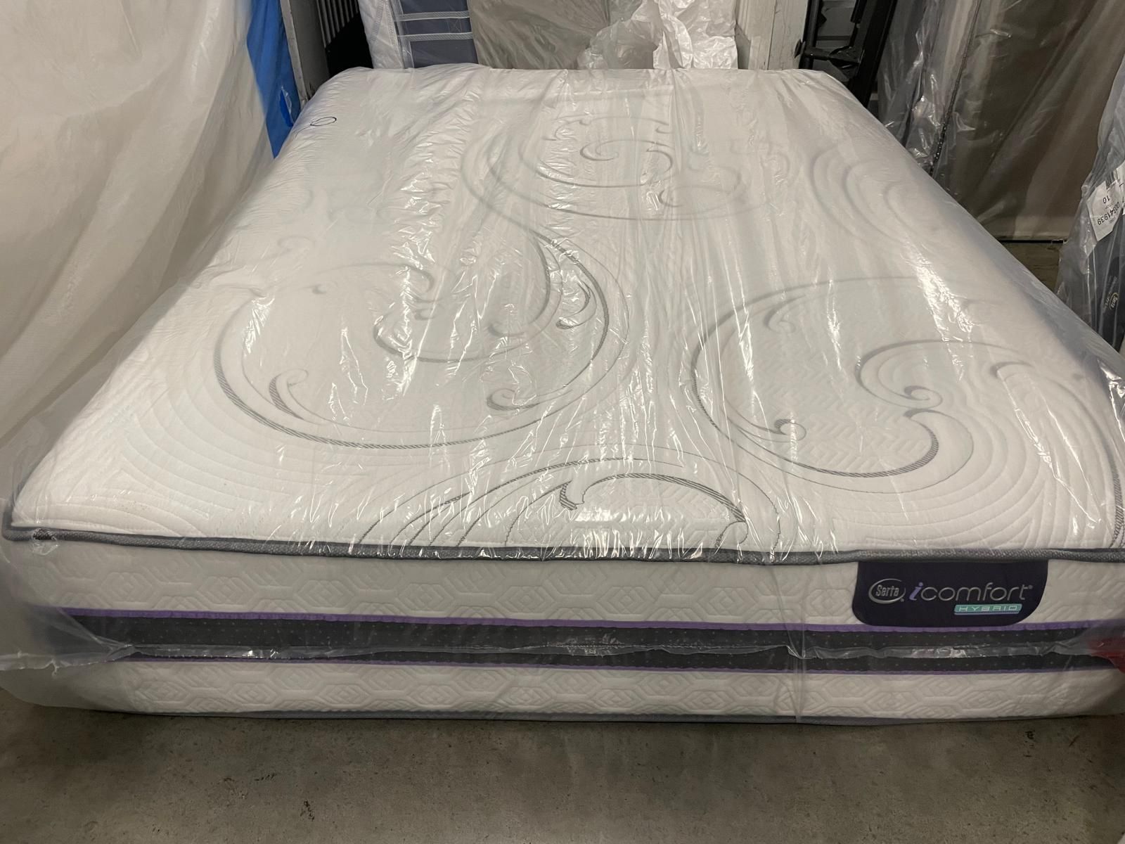 Queen Icomfort Mattress And Box