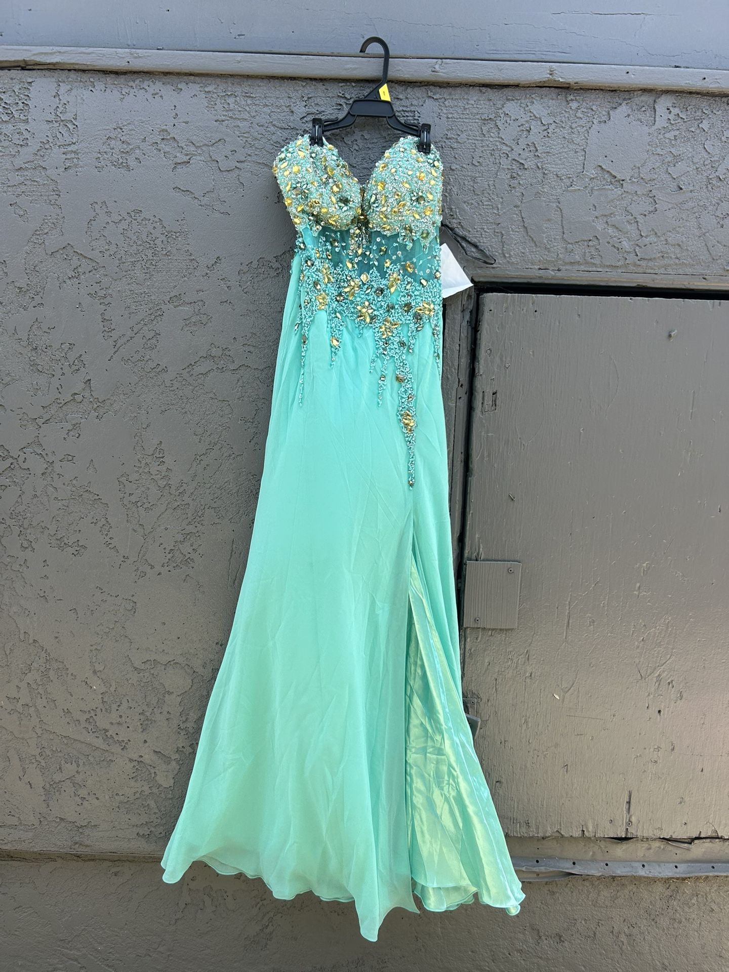 Elegant Aqua Evening Gown