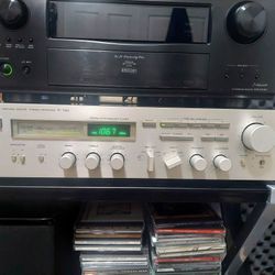 Yamaha R-700 Vintage Stereo Receiver