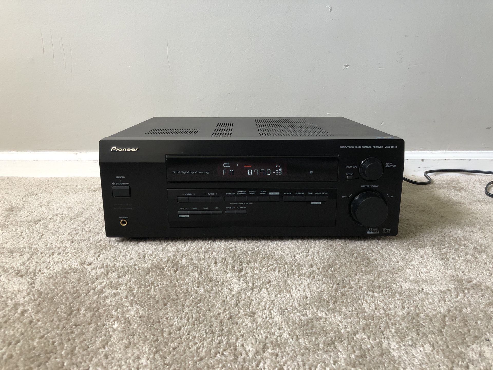 Pioneer VSXD411 5.1 Home Theater Surround Stereo Receiver for Sale in