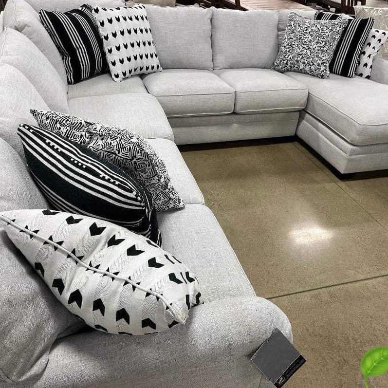 Huntsworth Dove Gray Sectionals Sofas Couchs with Chaise With İnterest Free Payment Options 