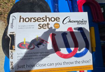 Champion Sports Horseshoe Set Indoor Outdoor