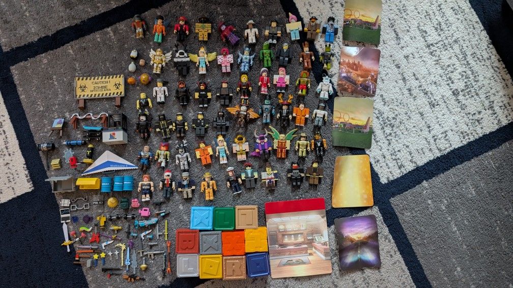 ROBLOX TOY COLLECTION π¨