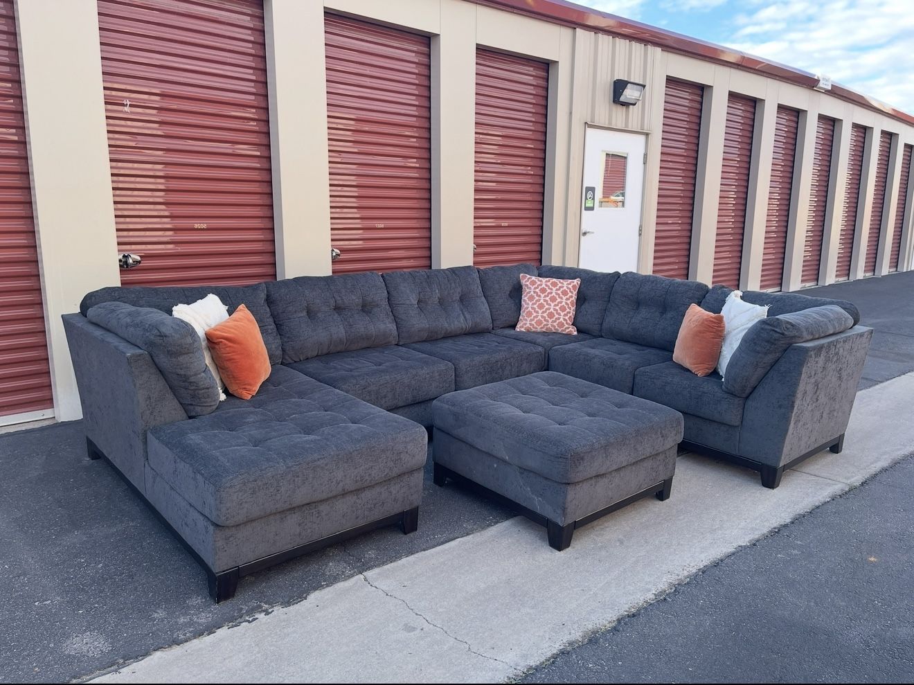 Beautiful Gray Sectional With Chaise And Ottoman