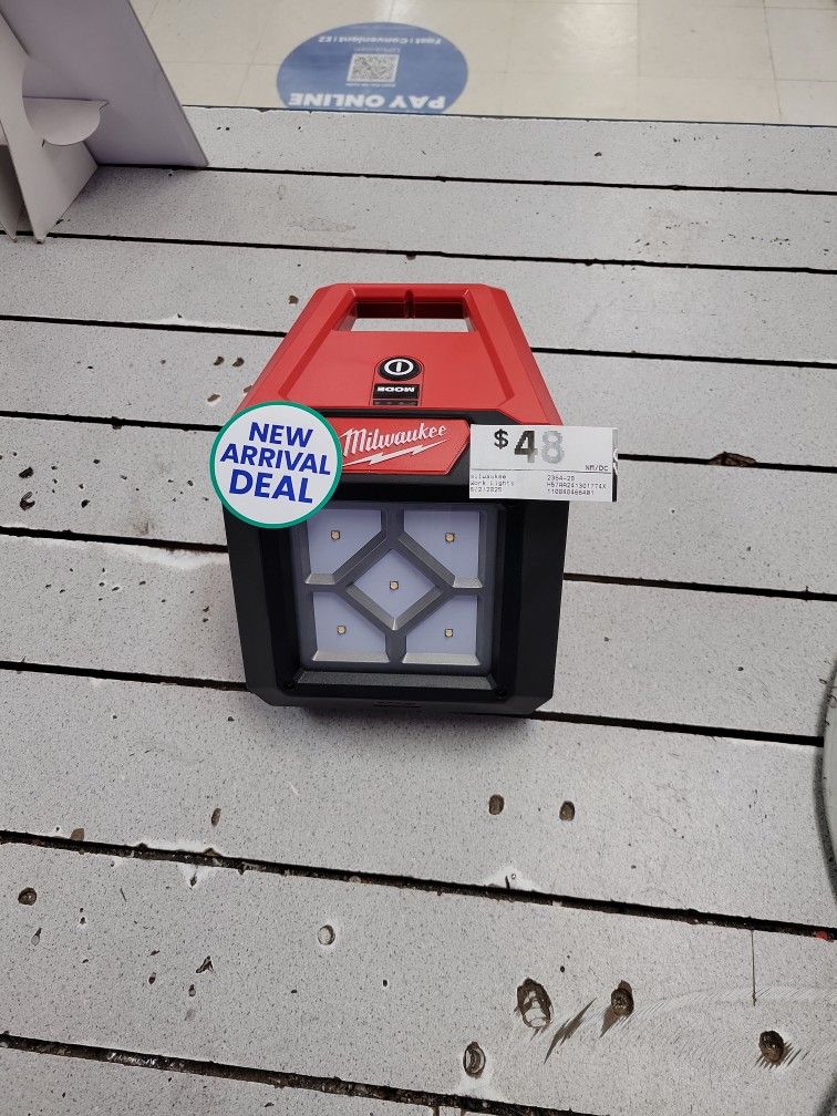 Milwaukee Flood Light Tool Only