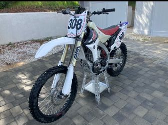 2011 YZ450F