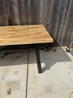 Sturdy Tables