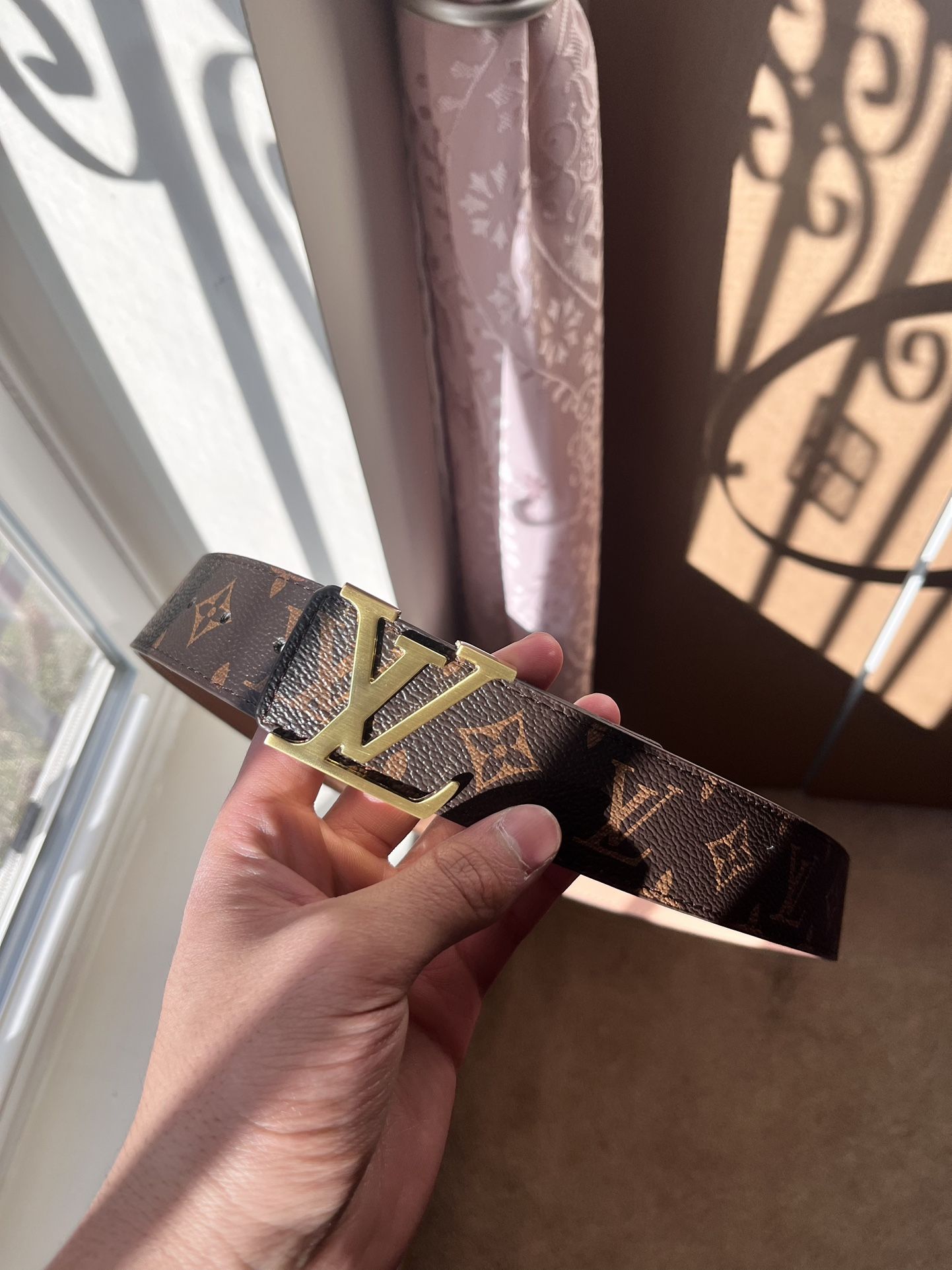 Brown And Gold LV Belt One Size Mint Conditions