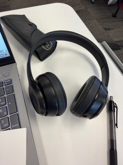 Beats Solo