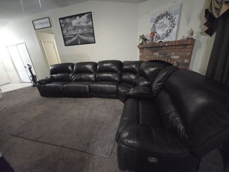 Sectional couch