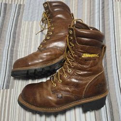 Thorogood Insulated Leather Work & Safety Boots for Men. 