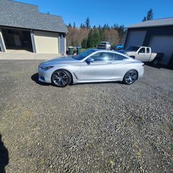 2018 INFINITI Q60 LUXE