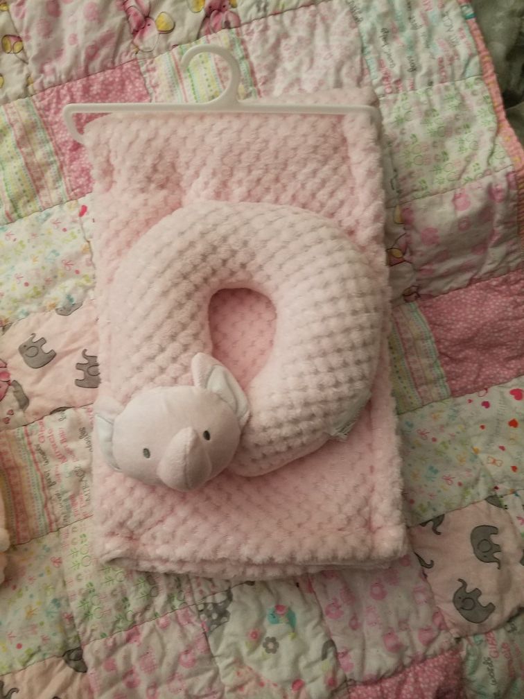 Baby blanket and neck pillow