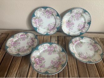 Set of 5 floral plates