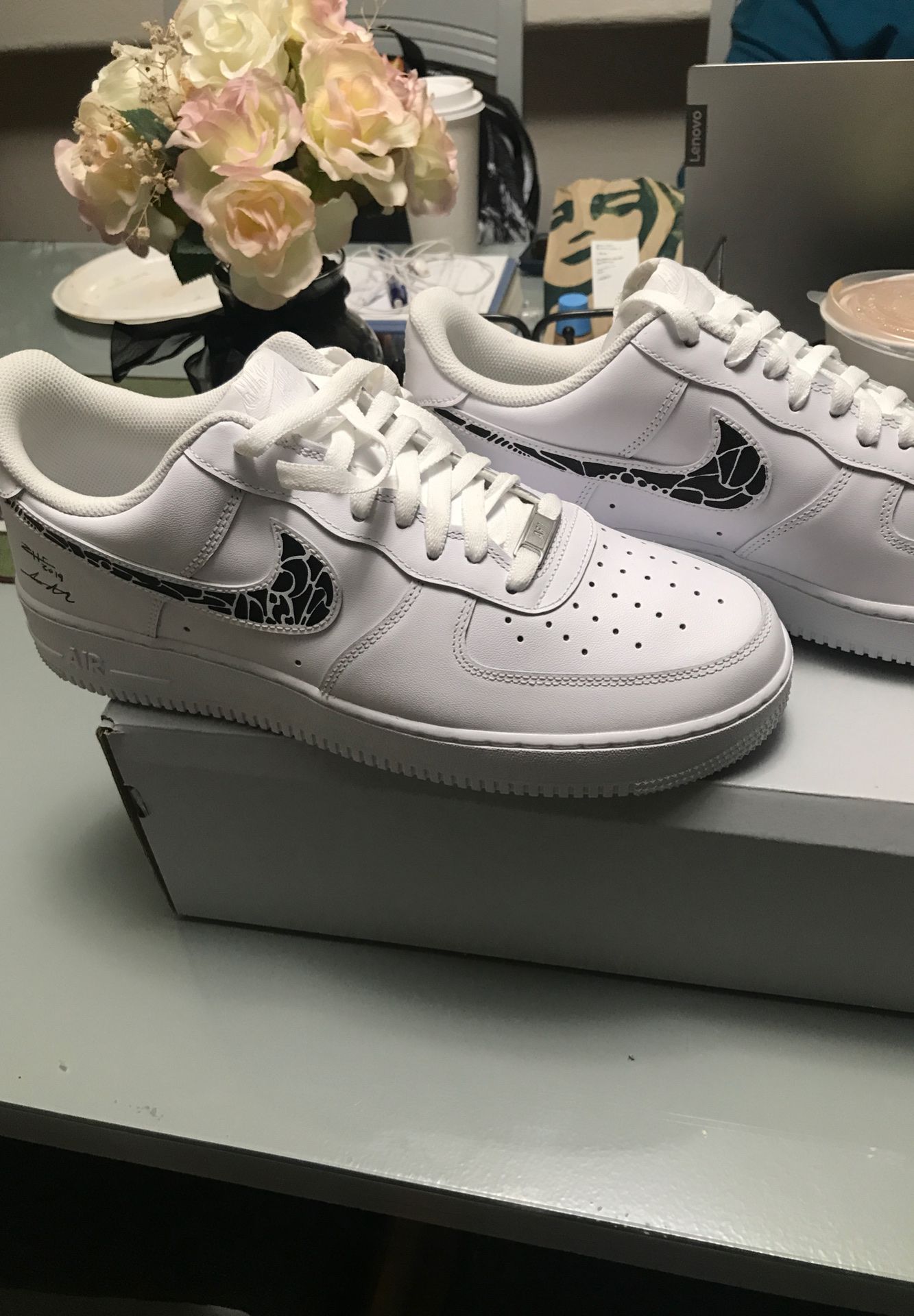 Nike Air Force 1 ‘07 signed by YouTuber ZHC.